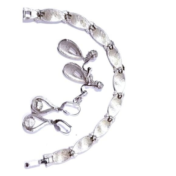 Trifari Silver Toned Birthday Series Set - Picture 10 of 13